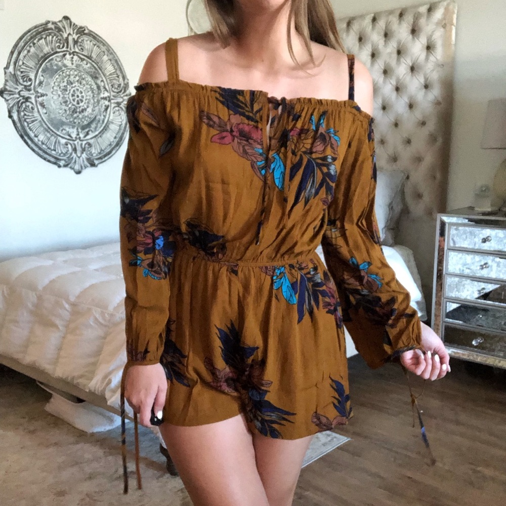 Off the shoulder Romper
